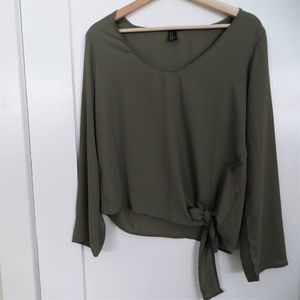 Forever 21 | Olive Green Long Sleeve Front Tie